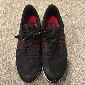 Men’s Nike Quest size 13